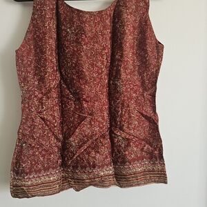 Elegant Floral Sleeveless Top